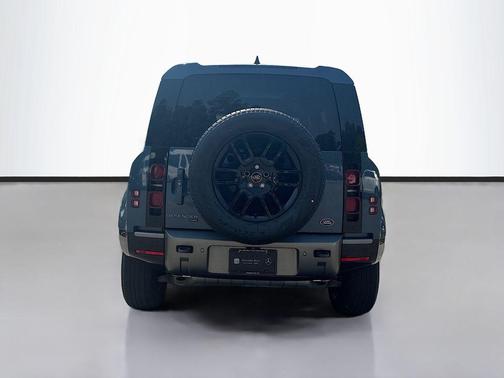 Tasman Blue Metallic 2022 Land Rover Defender 110 X-Dynamic SE
