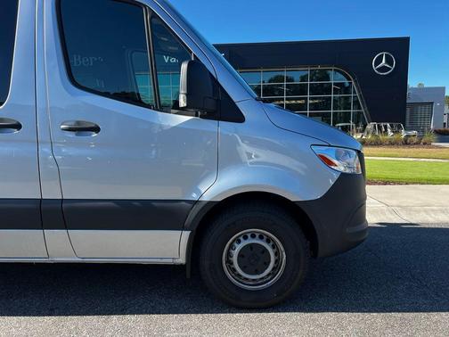 2024 Mercedes-Benz Sprinter 2500 Standard Roof