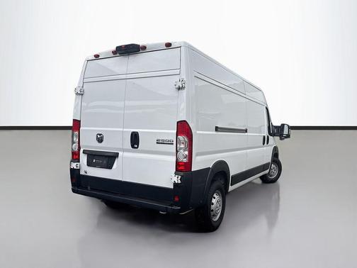 Bright White Clearcoat 2023 RAM ProMaster 2500 High Roof