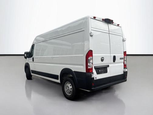 Bright White Clearcoat 2023 RAM ProMaster 2500 High Roof