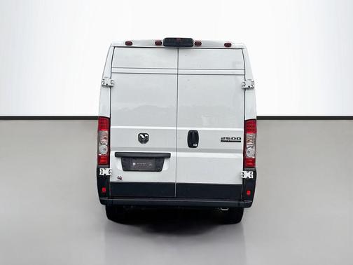 Bright White Clearcoat 2023 RAM ProMaster 2500 High Roof