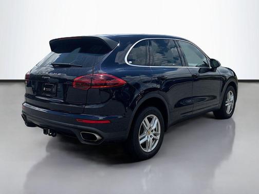Moonlight Blue Metallic 2016 Porsche Cayenne Cayenne
