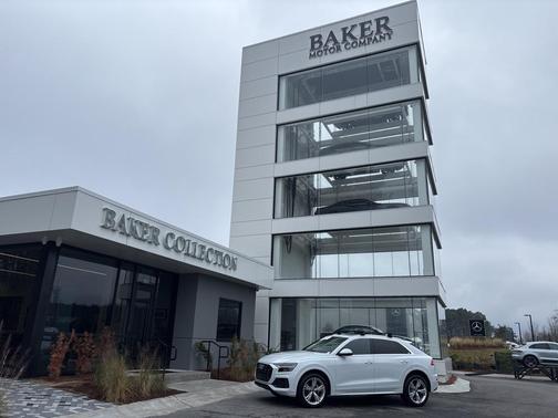 2023 Audi Q8 55 Premium