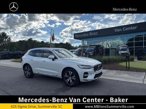2022 Volvo XC60 B5 Inscription