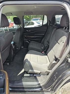2019 GMC Acadia SLE-2