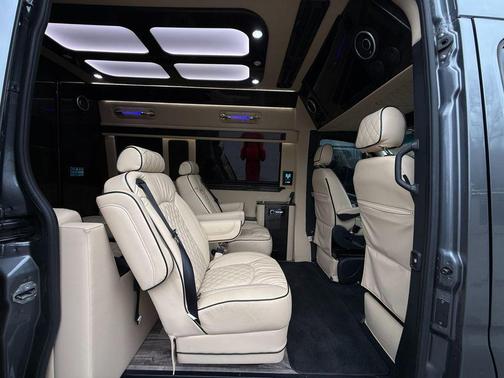 2022 Mercedes-Benz Sprinter 2500 Standard Roof