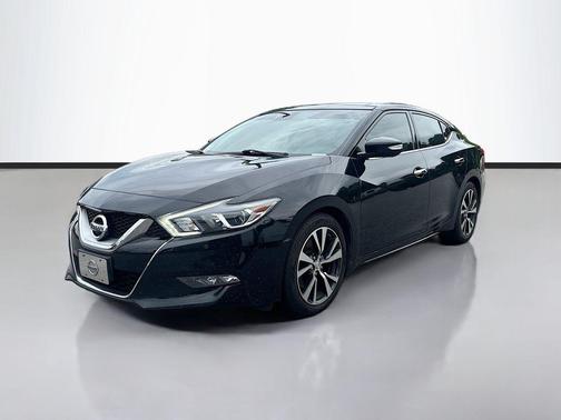 Super Black 2016 Nissan Maxima 3.5 Platinum