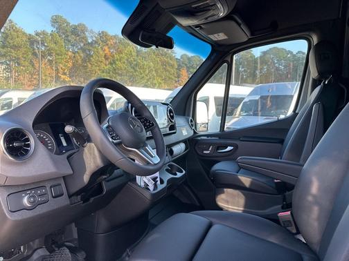 2023 Mercedes-Benz Sprinter 2500 High Roof