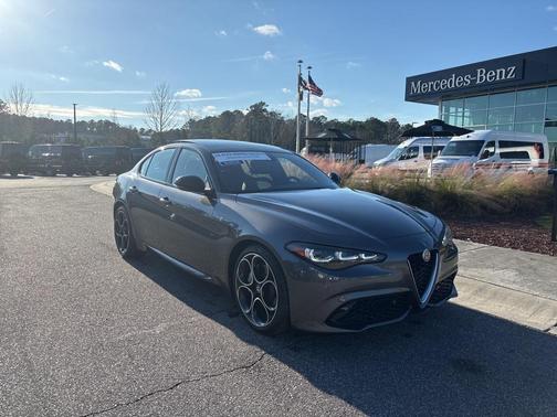 2024 Alfa Romeo Giulia Ti