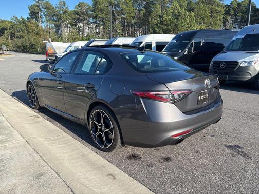 2024 Alfa Romeo Giulia Ti