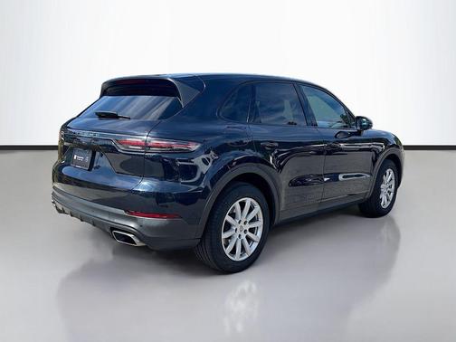 Moonlight Blue Metallic 2019 Porsche Cayenne Cayenne