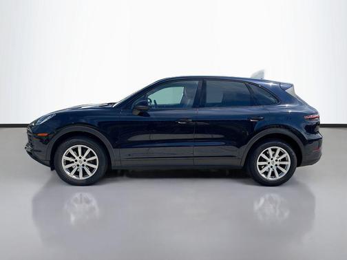 Moonlight Blue Metallic 2019 Porsche Cayenne Cayenne