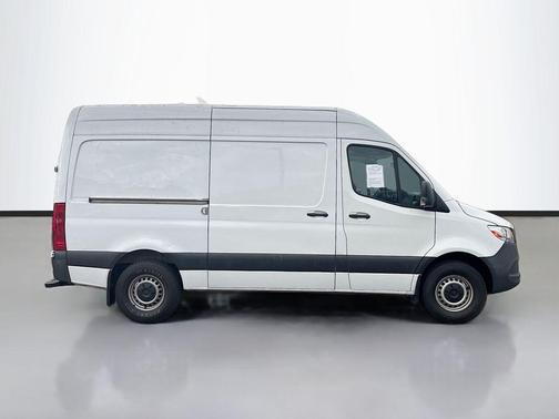 White 2021 Mercedes-Benz Sprinter 1500 Standard Roof I4