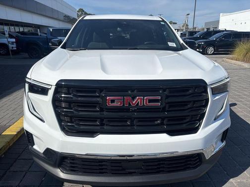 Summit White 2025 GMC Acadia FWD Elevation