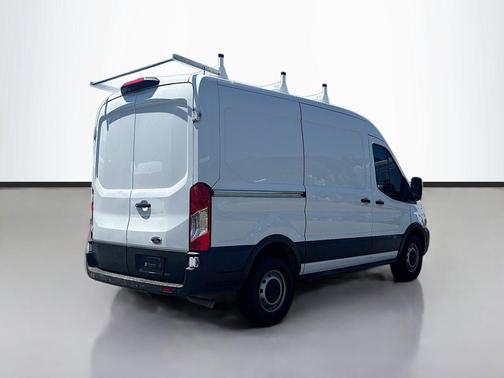 Oxford White 2020 Ford Transit-250 Base
