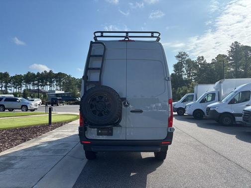 2025 Mercedes-Benz Sprinter 2500 Standard Roof