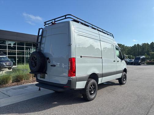2025 Mercedes-Benz Sprinter 2500 Standard Roof