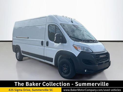 Bright White Clearcoat 2024 RAM ProMaster 2500 Tradesman