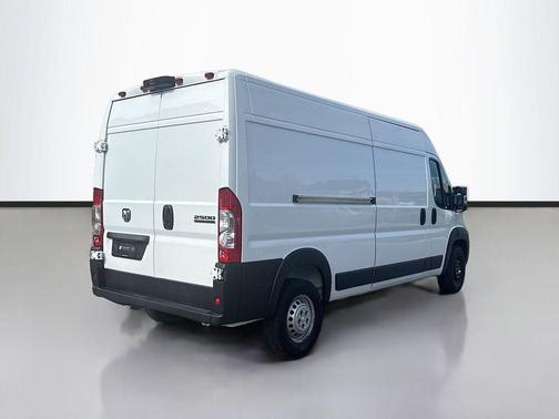 Bright White Clearcoat 2024 RAM ProMaster 2500 Tradesman