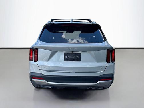 Silky Silver 2025 Kia Sorento Hybrid EX