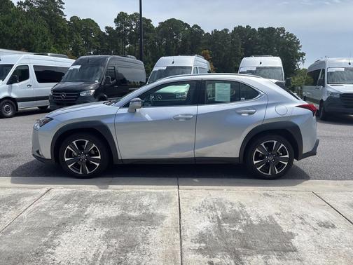2020 Lexus UX 250h Base