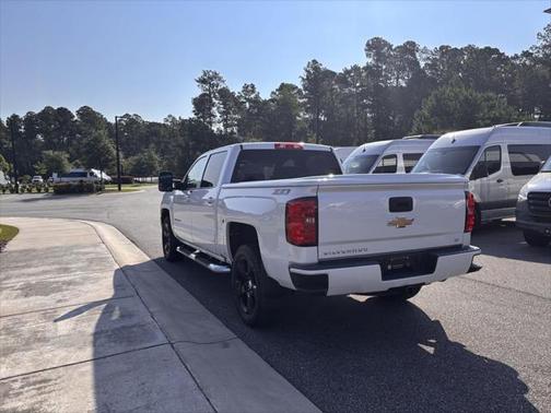 2017 Chevrolet Silverado 1500 2LT