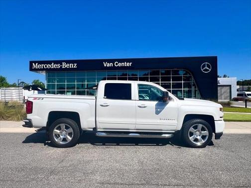 2017 Chevrolet Silverado 1500 2LT