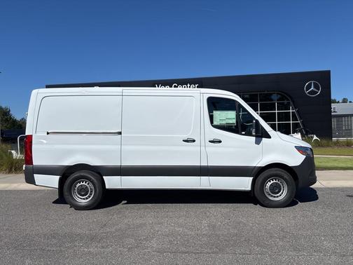 2026 Mercedes-Benz Sprinter 2500 Standard Roof