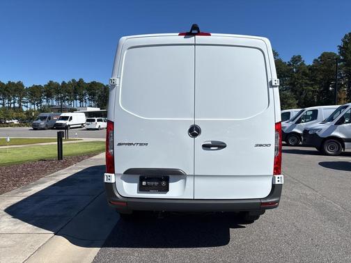 2026 Mercedes-Benz Sprinter 2500 Standard Roof
