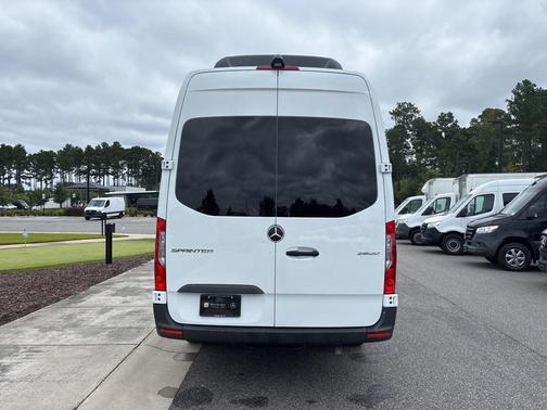 2025 Mercedes-Benz Sprinter 2500 High Roof