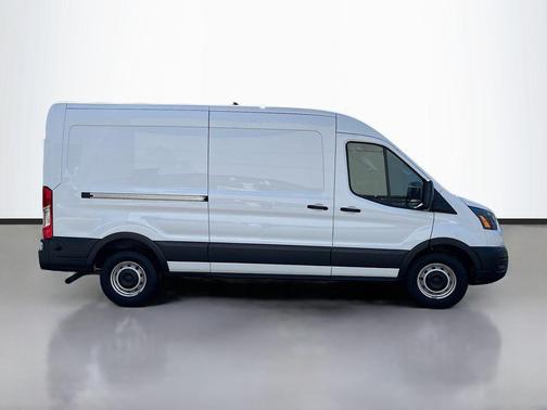 Oxford White 2023 Ford Transit-250 Base