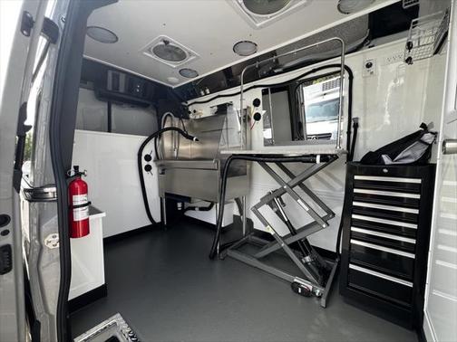 2023 Mercedes-Benz Sprinter 2500 Standard Roof