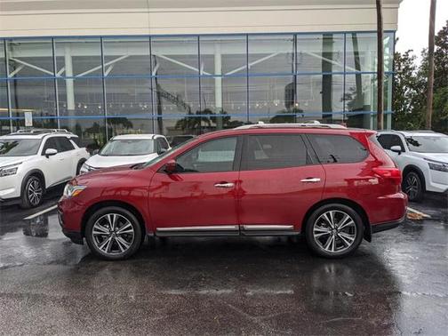 2020 Nissan Pathfinder Platinum