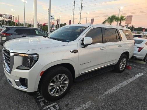 2021 GMC Yukon SLT