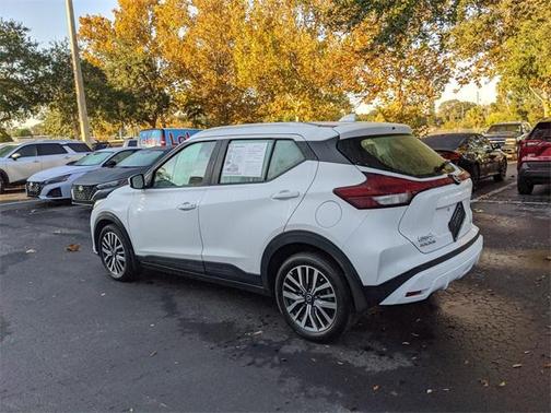 2021 Nissan Kicks SV