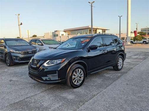 2020 Nissan Rogue SV