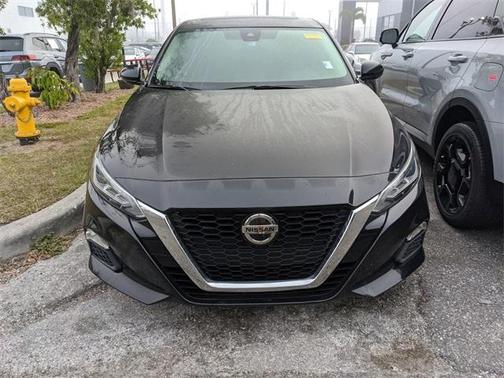 2021 Nissan Altima 2.5 SV