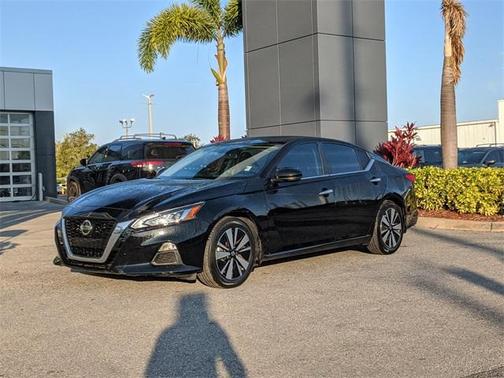 2021 Nissan Altima 2.5 SV