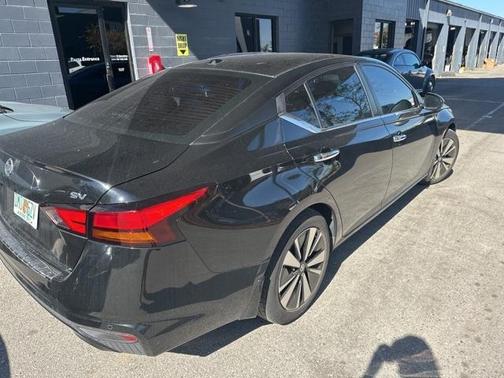 2021 Nissan Altima 2.5 SV