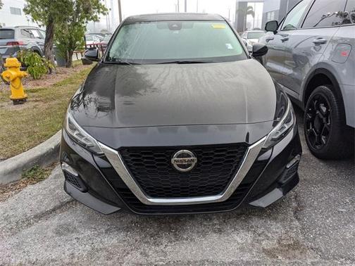 2021 Nissan Altima 2.5 SV