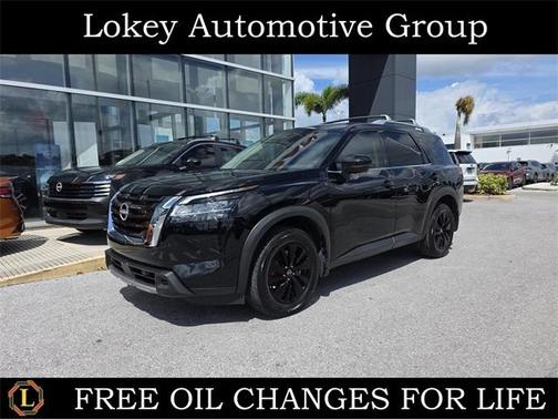 2024 Nissan Pathfinder SL