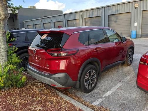 2021 Nissan Rogue SV