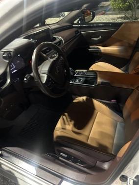 2019 Lexus ES 350 Luxury