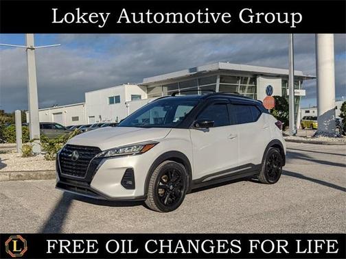 2021 Nissan Kicks SR