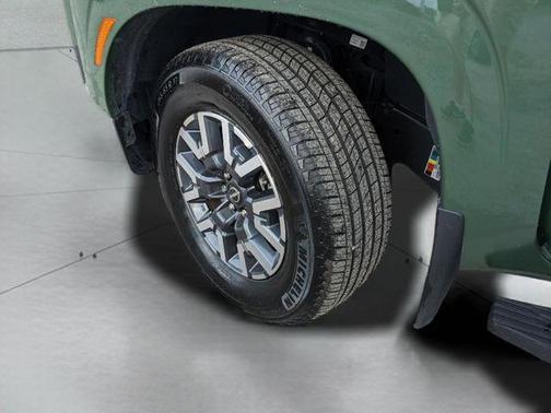 Tactical Green 2025 Nissan Frontier SL