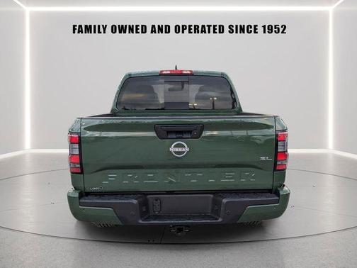 2025 Nissan Frontier SL