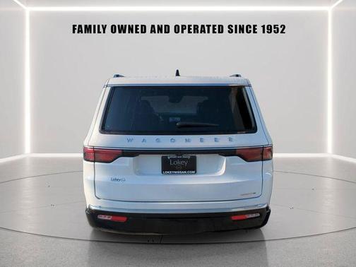 Bright White Clearcoat 2024 Jeep Wagoneer Series II