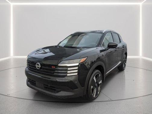 Super Black 2026 Nissan Kicks SR