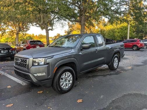 2024 Nissan Frontier SV