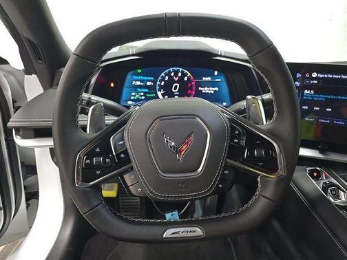 Arctic White 2025 Chevrolet Corvette Z06